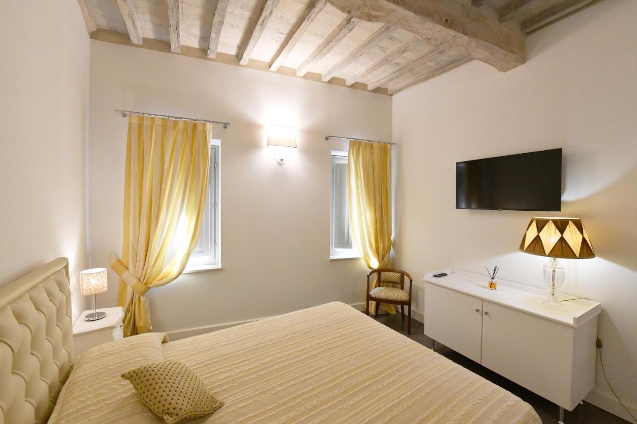 Palazzo Degli Stemmi Bed & Breakfast Todi Exterior photo