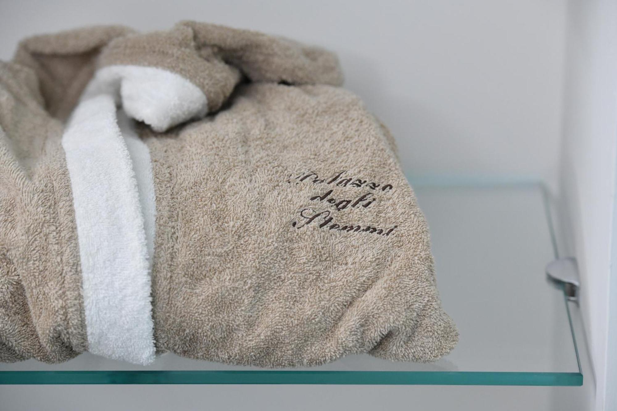 Palazzo Degli Stemmi Bed & Breakfast Todi Room photo