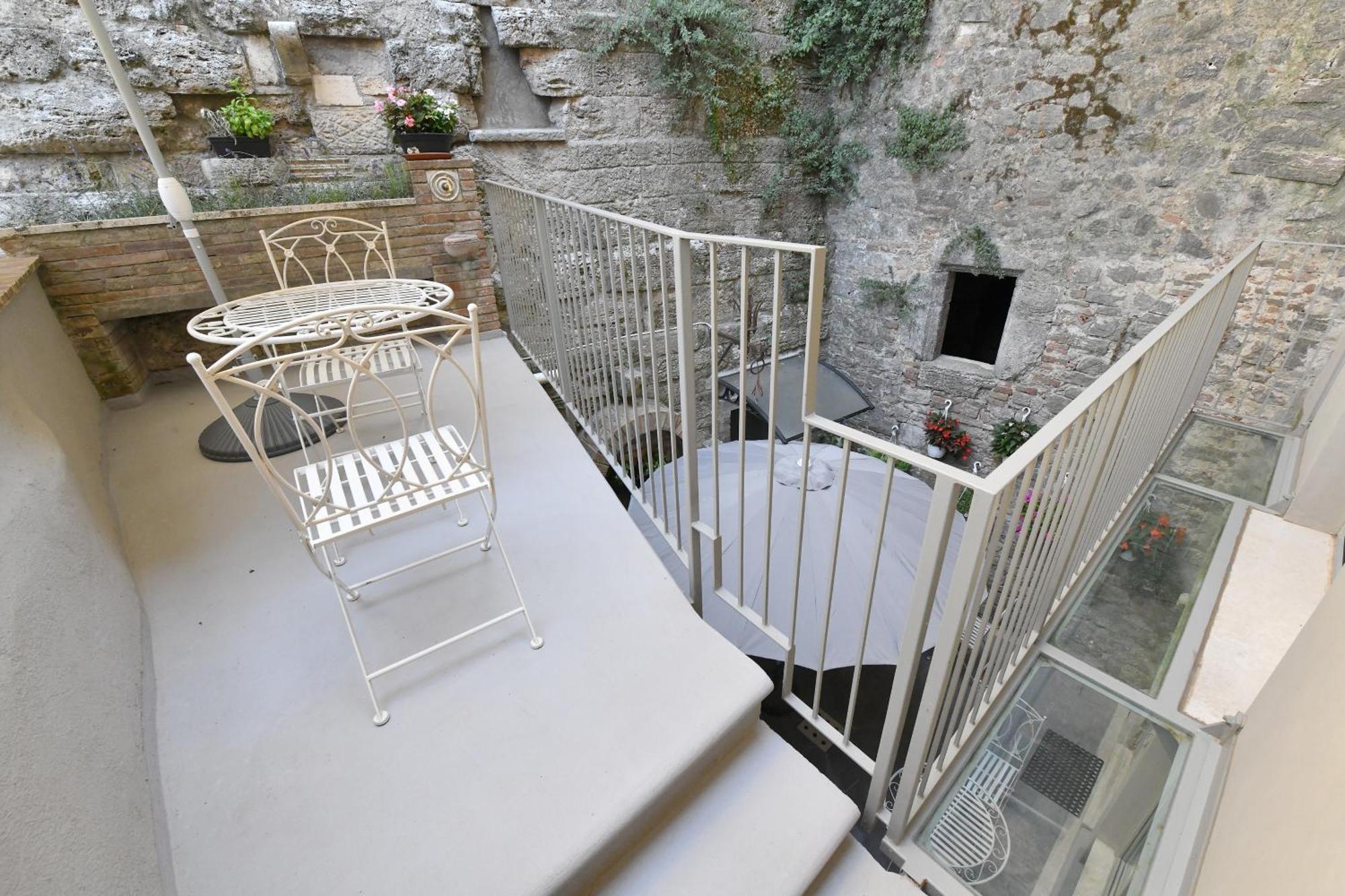Palazzo Degli Stemmi Bed & Breakfast Todi Room photo